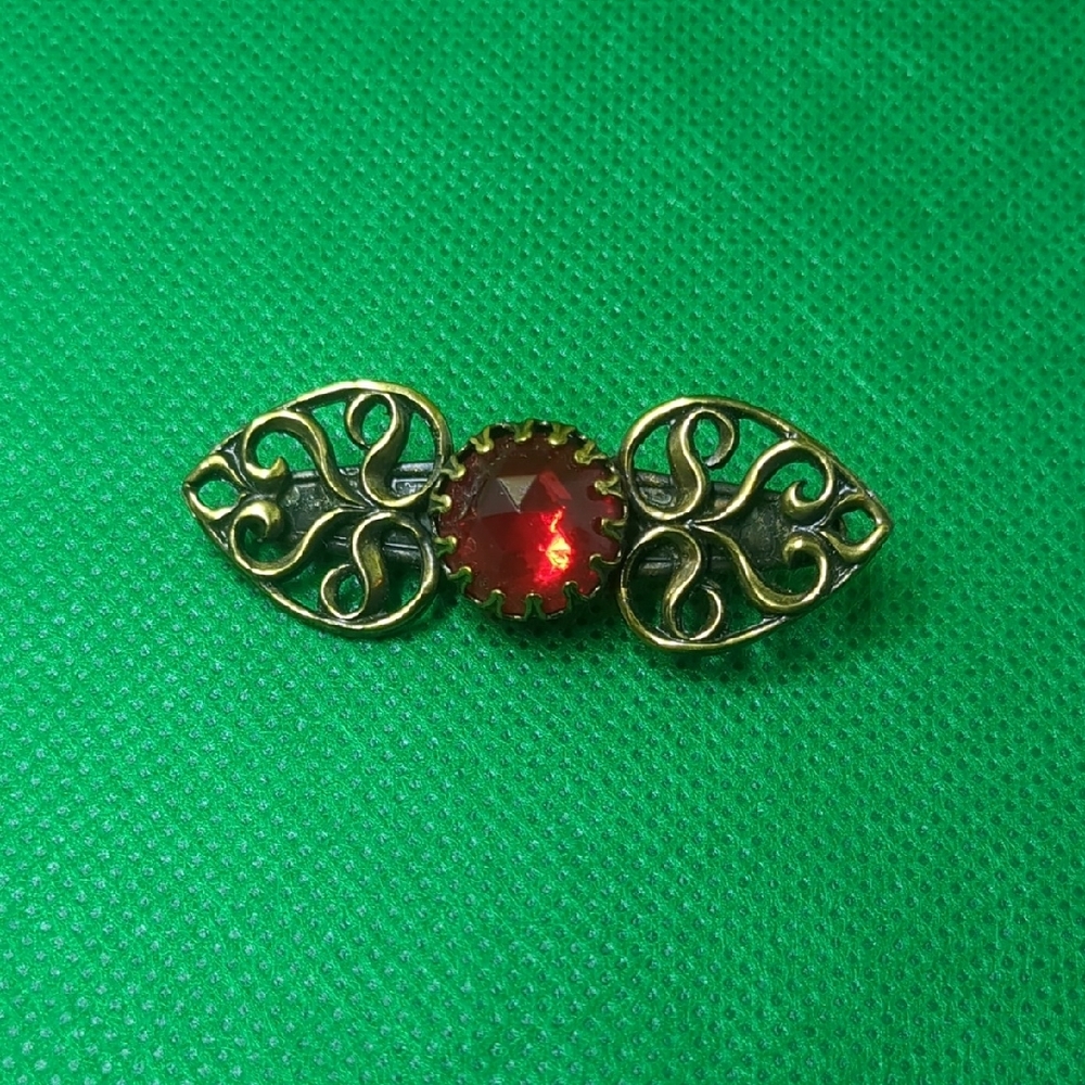 Vintage Red and Gold Brooch with Ornate Filigree